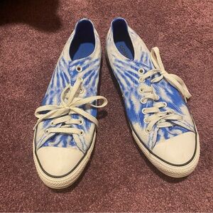 Blue and White Tie-Dye Converse Women’s Size 11